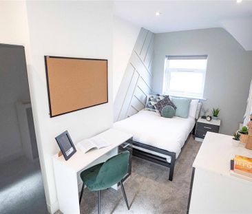 6 bedroom semi-detached house to rent - Photo 2