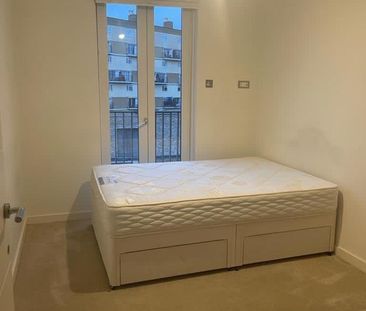 3 bedroom flat to rent - Photo 6