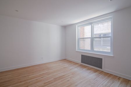 2105 Chomedey Street - Photo 5