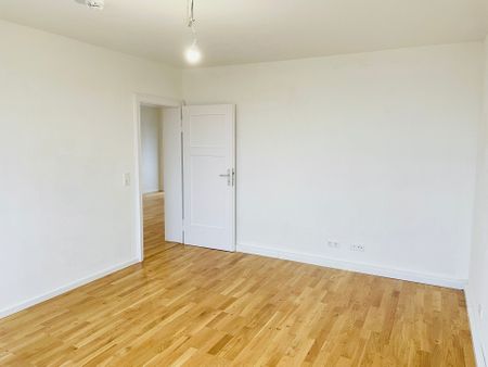 Mietwohnung in Nürnberg - Treppen-Training inklusive: Schöne 3-Zimmer-Wohnung im 4. Stock (ohne Aufzug) - Photo 2