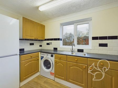 Viceroy Close, Colchester - Photo 4