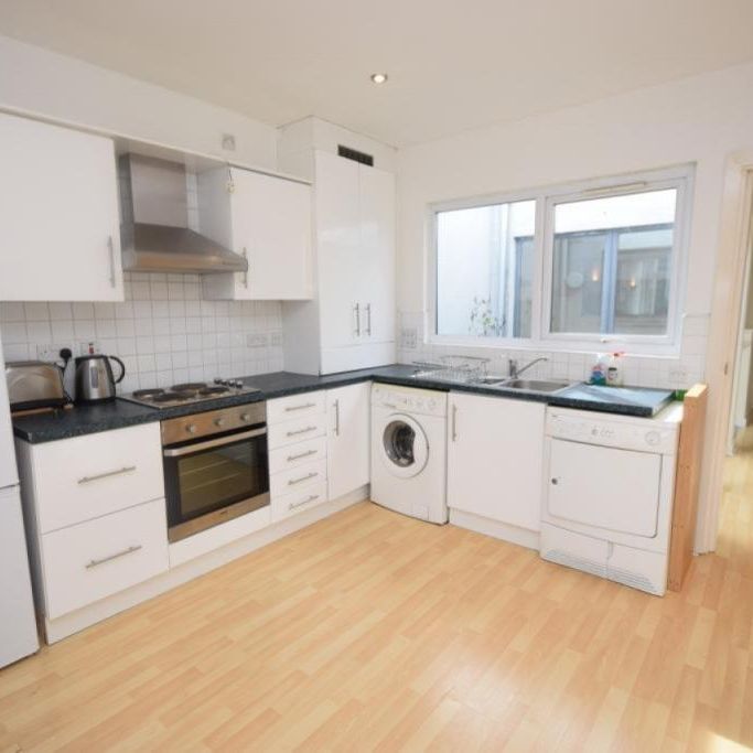 3 bedroom townhouse to rent - Photo 1