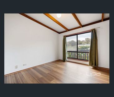 TRANQUIL LIVING - Photo 3