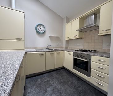 2 bedroom terraced to rent Navier Court, Longfleet Road, Poole, BH15 - Photo 5
