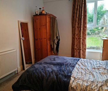 4 bedroom detached house to rent - Photo 3