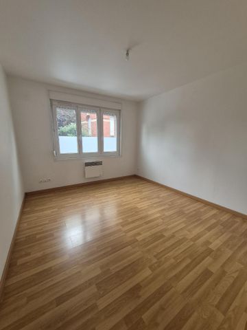 Location Appartement 2 pièces 41m² CAMBRAI 59400 - Photo 2