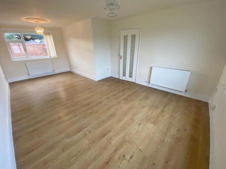 2 bedroom semi-detached house to rent - Photo 5