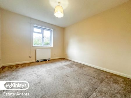 1 bedroom Flat for rent - Photo 3