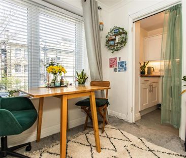 Studio to rent - Photo 5