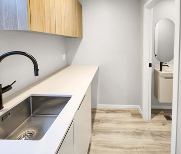 WAINUIOMATA LIVING - Photo 6