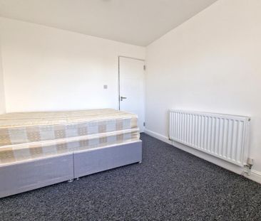 House share to rent - Photo 1