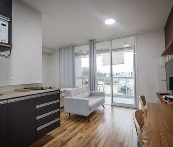 Studio para alugar com 35m², 1 quarto e 1 vaga - Foto 2