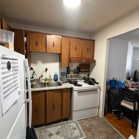 For Lease - 1 Kingston Road Unit# 305, Toronto, Ontario - Photo 1