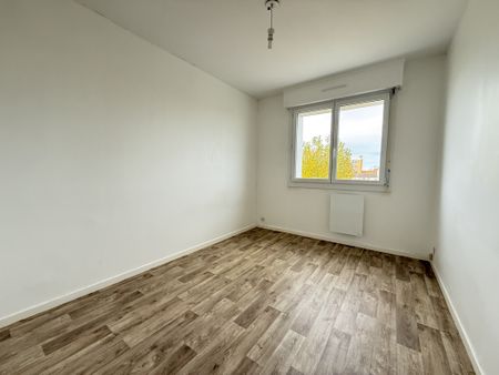 Location Appartement 3 pièces 83m² DUNKERQUE 59240 - Photo 5