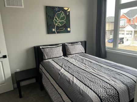 For Lease - 1568 Scarlett Trail Unit# Room, Pickering, Ontario - Photo 5