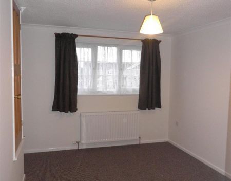 Castle Carey Gardens - Photo 2