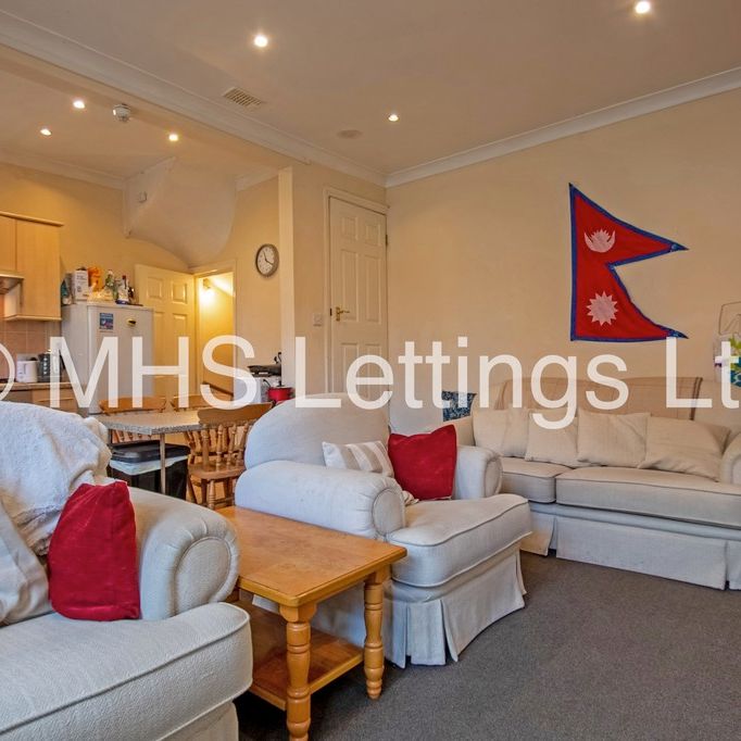 3 Bedroom Mid Terraced House for rent in Beechwood Terrace - Photo 1