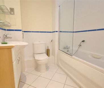 2 bedroom apartment to rent - Photo 6