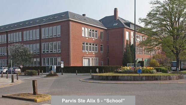 Appartement te huur - Photo 1