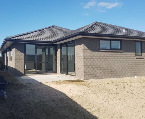 Terrace Views, Papamoa - Photo 1