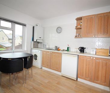 2 Bedroom Flat - Photo 6