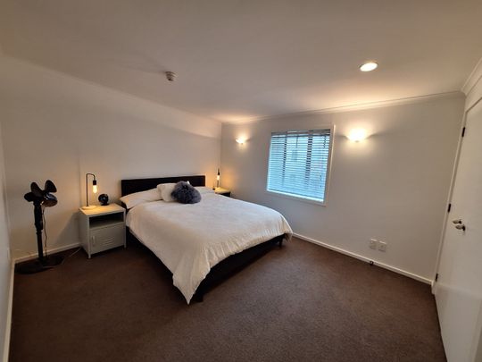 Furnished Parnell Townhouse - Photo 1