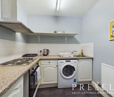2 bedroom flat to rent - Photo 6