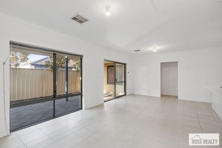 Hassle Free Modern Living - Photo 2