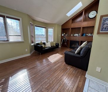 For Lease - 380 Stone Road, Aurora, Ontario - Photo 1