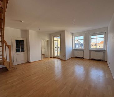 Mit Aufzug: helle 2-Raum-Maisonettewohnung mit Balkon in zentraler ... - Photo 2