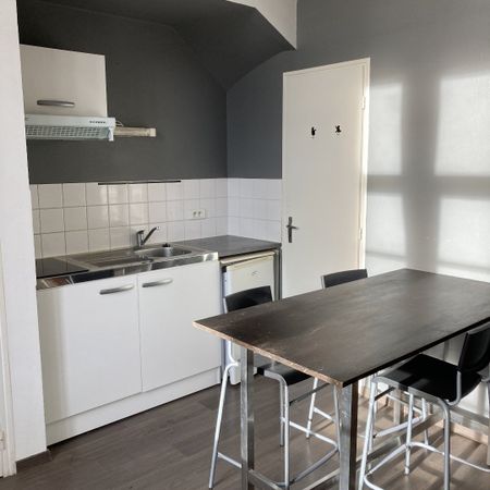 Location Appartement 2 pièces 22m² ANGOULEME 16000 - Photo 3