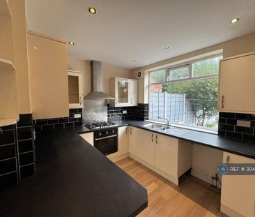 2 bedroom terraced house to rent - Photo 6