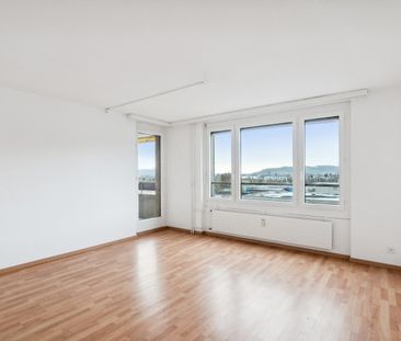 Rénové - lumineux - superbe vue - bon emplacement - Foto 3