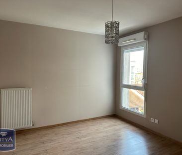 Location Appartement 2 pièces 46m² DECINES CHARPIEU 69150 - Photo 1
