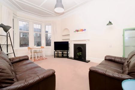 2Bedrooms, 1Bathrooms - Photo 4