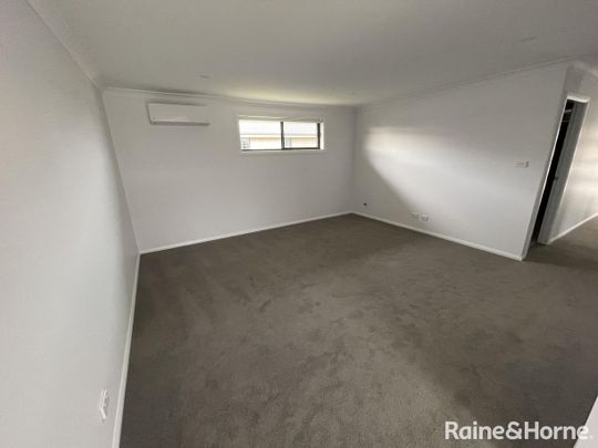 2 Bedroom West Tamworth Unit - Photo 1