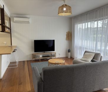 PRACTICAL LIVING. - Photo 6