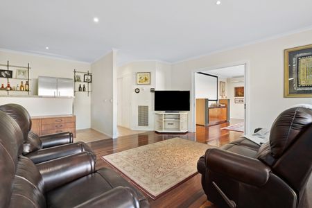 15 Aquarius Court, Mornington VIC 3931 - House For Rent | Domain - Photo 4