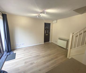 Price £1,375 pcm - Available 23/01/2026 - Unfurnished - Photo 1