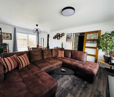 Gerenoveerde woning met ruime garage en 2 slaapkamers - Foto 2