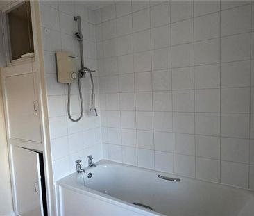 3 bedroom detached house to rent - Photo 6