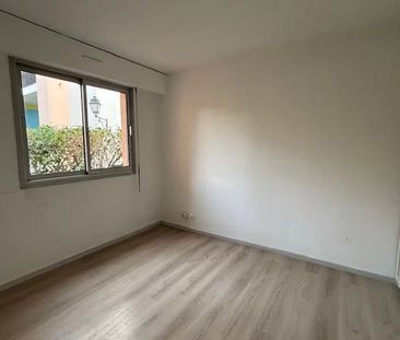 Location Appartement 2 pièces 44m² LE CANNET 06110 - Photo 4