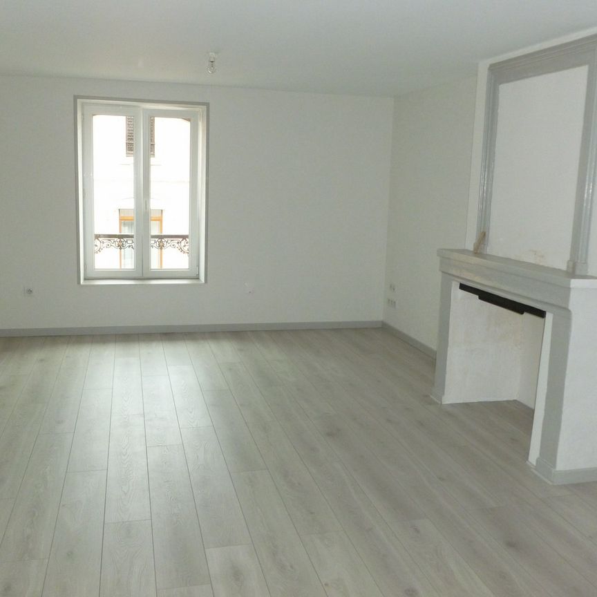Location Appartement 3 pièces 85m² - Photo 1