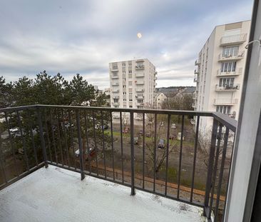 Location Appartement 2 pièces 45m² LA RICHE 37520 - Photo 4