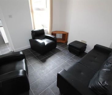 38 Stranmillis Gardens, Stranmillis, Belfast, BT9 5AS - Photo 4