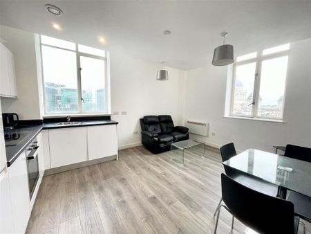 2 bedroom apartment to rent - Photo 2