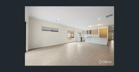 FAMILY HOME IN TRANQUIL SETTING - Photo 4