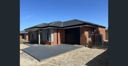 MODERN TOWNHOUSE - Photo 5