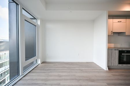 For Lease - 1 Quarrington Lane Unit# 1018, Toronto, Ontario - Photo 2
