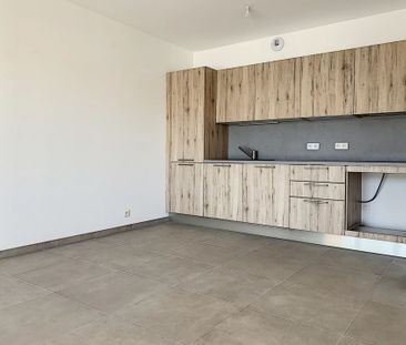 Location Appartement 2 pièces 43m² LE CANNET 06110 - Photo 2